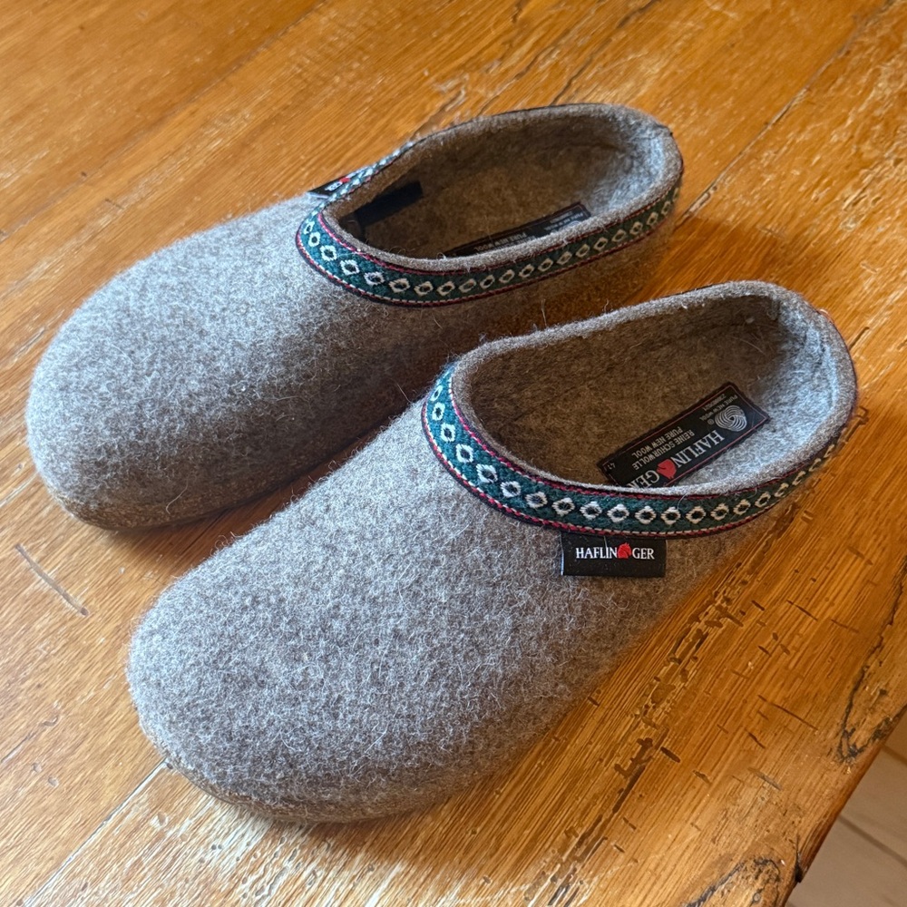 Haflinger Wool Clogs. Color: earth. Size 41.